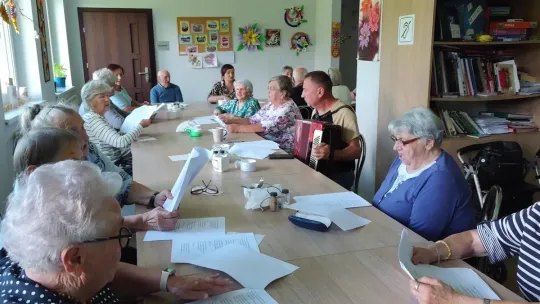 „Pięć lat wspólnych chwil – Uniwersytet Seniora w Męcinie Wielkiej”