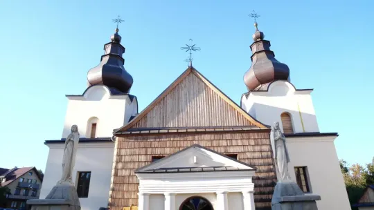 Poświęcenie odnowionego kościoła św. Michała Archanioła w parafii Ropa