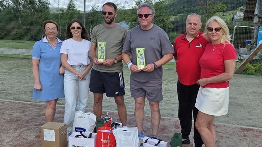 Tomasz Gęsikowski i Mirosław Borek wygrywają V Turniej Tenisa Ziemnego V Food&Art Tenis CUP