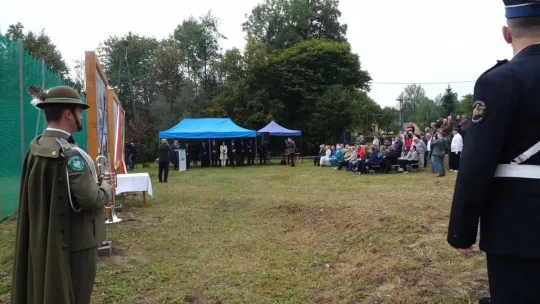 Uroczyste obchody 87 rocznicy pacyfikacji wsi Rozdziele