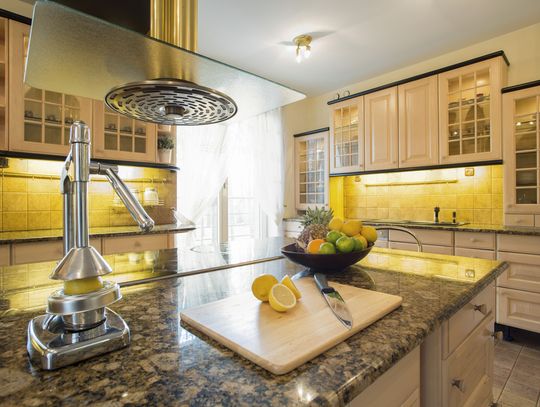 Blat granitowy: Solidność i elegancja w twojej kuchni