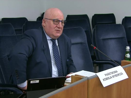 „Bubel, chałtura, chłam”. Trzy senackie komisje odrzuciły w całości ustawę o głosowaniu korespondencyjnym