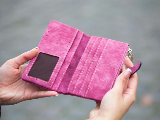 Elegancja i funkcjonalność - dlaczego warto wybrać portfele Anekke?