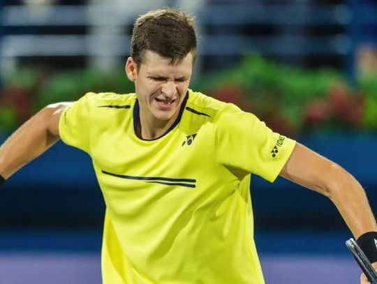 Hubert Hurkacz pokonał wicelidera rankingu ATP - Daniiła Miedwiediewa. W ćwierćfinale Wimbledonu polski tenisista zmierzy się z Rogerem Federerem