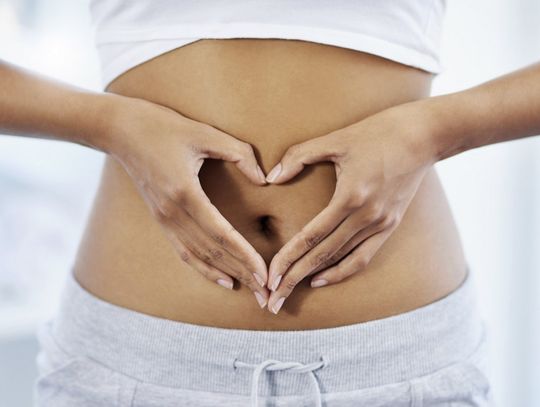 Jak wspierać zdrowie jelit za pomocą diety i suplementów?