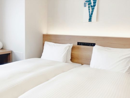 Jak zadbać o komfort osoby chorej leżącej w domu? Najlepsze praktyki