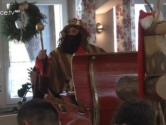 Jasełka oraz wspólne kolędowanie w Huculance w Regietowie