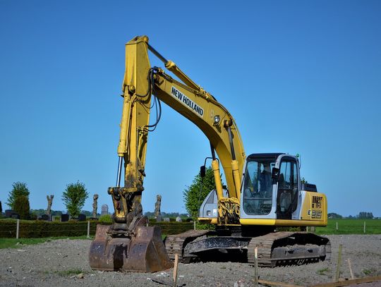 Koparki gąsienicowe ? idealne rozwiązanie do trudnego terenu