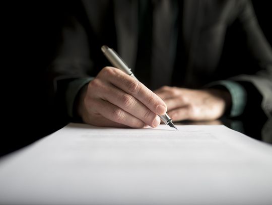 Na czym polegają usługi adwokata z urzędu?