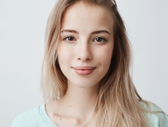 Oczy piękne i promienne: Nowoczesne Metody Poprawy Wyglądu Powiek, Mezoterapia Igłowa i Skuteczne Usuwanie Przebarwień Laserem