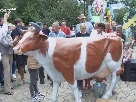 Ogólnopolskie Mistrzostwa w Dojeniu Sztucznej Krowy Osób z Niepełnosprawnością