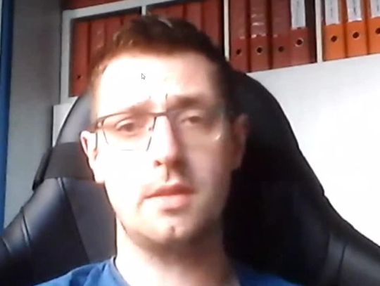 Organizował turnieje i prowadził szkółkę piłkarską, a teraz... sprzedaje warzywa i owoce. "Nawet w dobie koronawirusa ten biznes będzie funkcjonował"