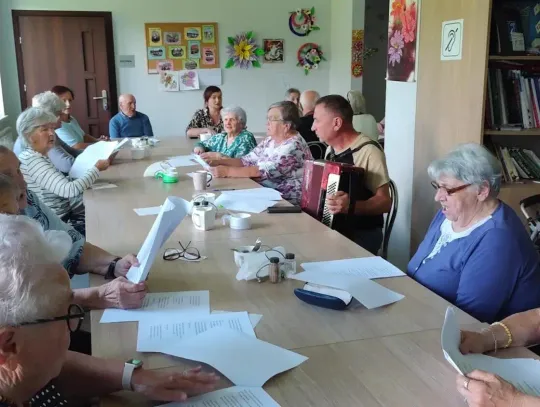 „Pięć lat wspólnych chwil – Uniwersytet Seniora w Męcinie Wielkiej”