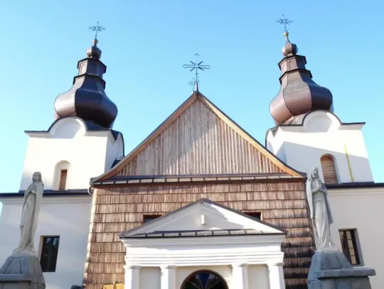 Poświęcenie odnowionego kościoła św. Michała Archanioła w parafii Ropa