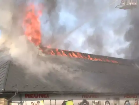 Pożar Neonet na Jarmarku Pogórzańskim