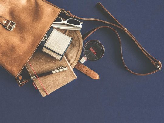 Saszetki męskie – funkcjonalność i styl w jednym