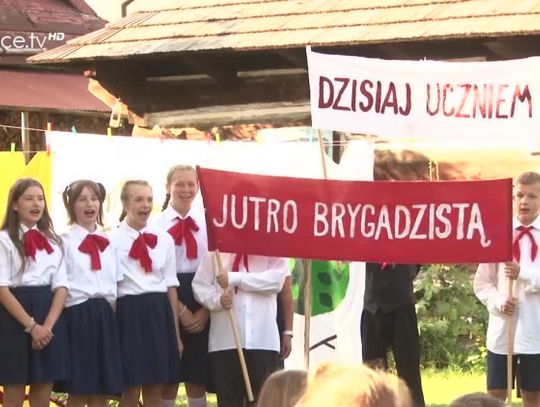 Spektakl teatralny na podstawie książki "Beskid bez kitu"