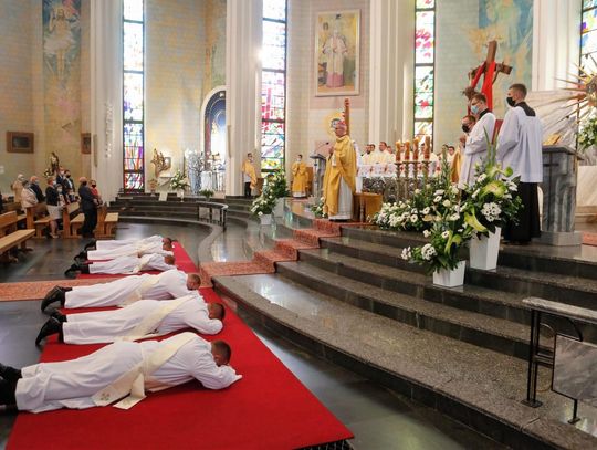 Sześciu nowych księży w diecezji rzeszowskiej