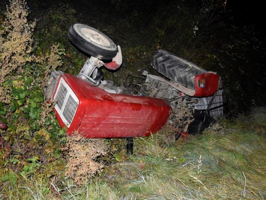 Traktor przygniótł mężczyznę w miejscowości Turza. Potrzebne było lotnicze pogotowie ratunkowe