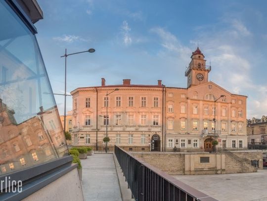 Urząd Miejski i Urząd Gminy Gorlice wracają do obostrzeń!