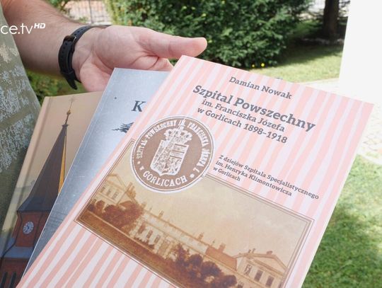 W Muzeum Ziemi Bieckiej można nabyć książkę "Szpital powszechny im. Franciszka Józefa w Gorlicach 1898-1918"