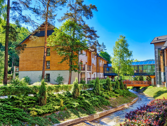 Wakacyjny wypoczynek dla aktywnych — przyjedź do Czarnego Potoku w Krynicy-Zdrój