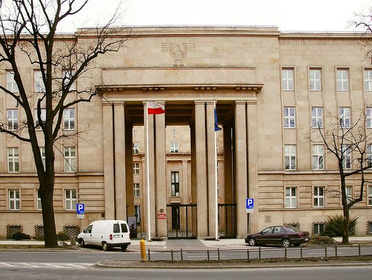 Wiceminister Edukacji Narodowej: Przedłużymy zamknięcie szkół do 26 czerwca, czyli końca roku szkolnego