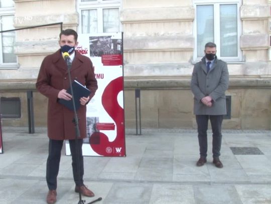 Wystawa „TU rodziła się Solidarność” przygotowana w ramach obchodów 40. rocznicy powstania „Solidarności” przez Instytut Pamięci Narodowej.