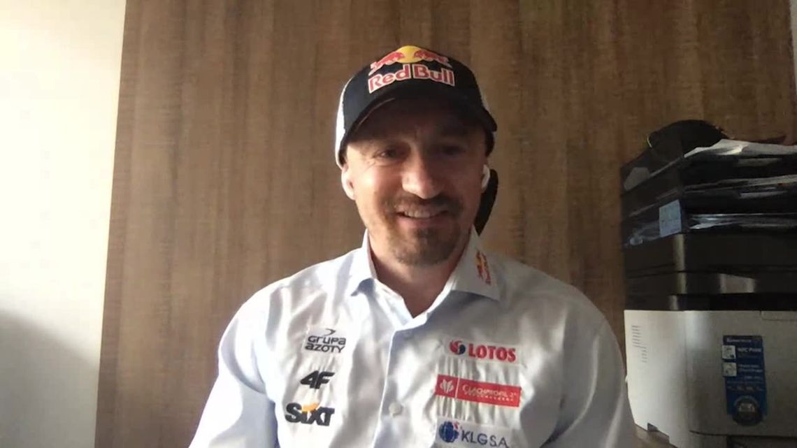 Adam Małysz o swojej walce z koronawirusem: To nie do końca jest tak bezobjawowo. Nie czułem zapachów i smaków Adam Małysz o swojej walce z koronawirusem: To nie do końca jest tak bezobjawowo. Nie czułem zapachów i smaków