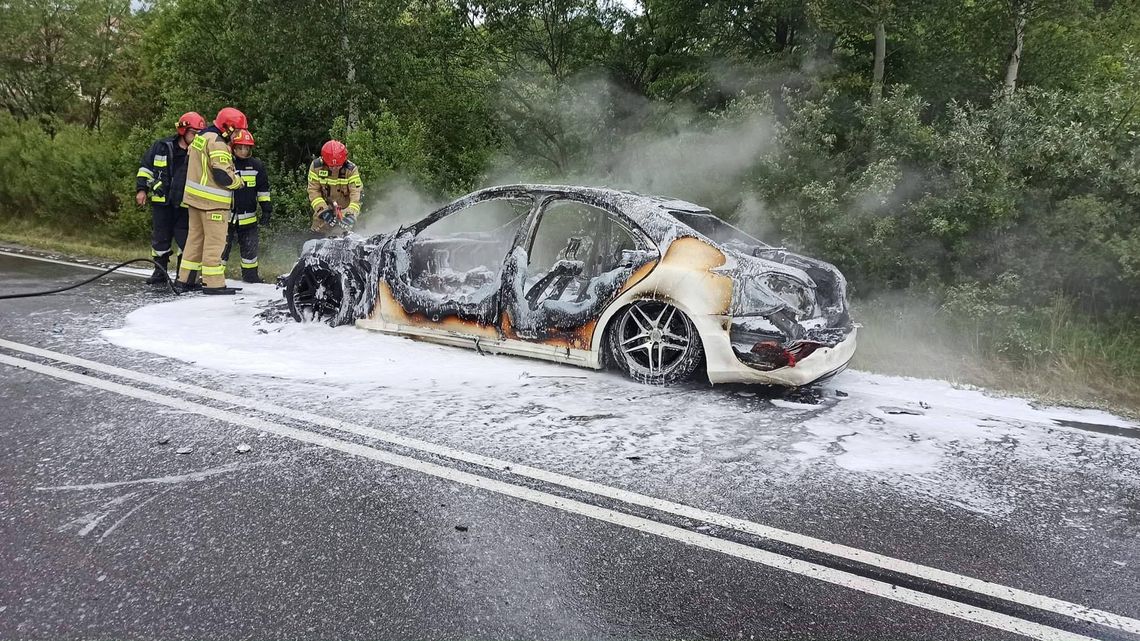 Bednarka: Spłonął samochód osobowy