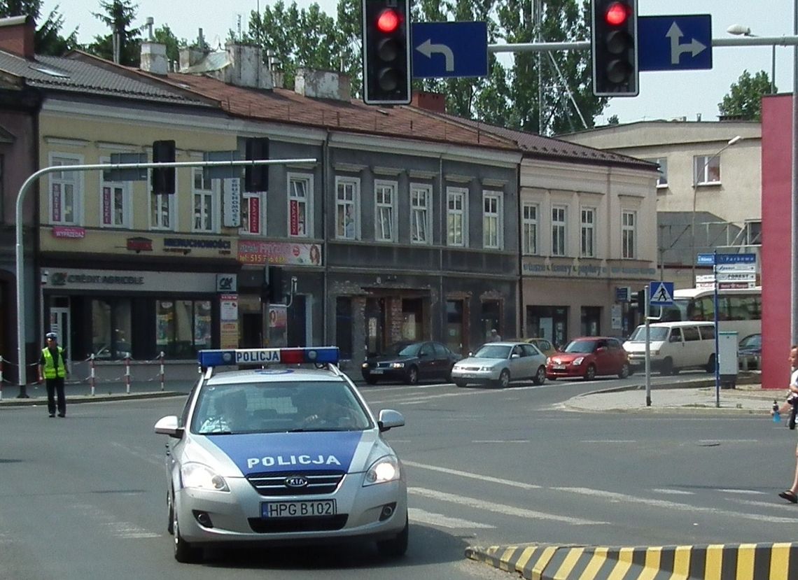 Policjanci będą rozdawać maseczki przekazane przez Burmistrza Gorlic