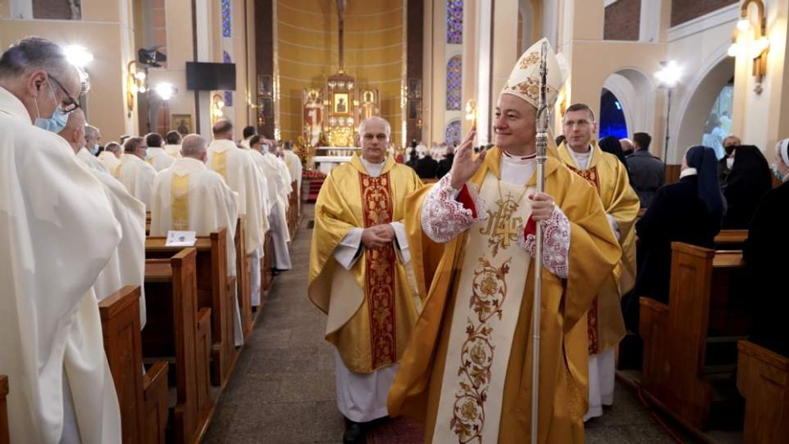 W kościele w Tarnowie - Mościcach odbyły się święcenia biskupie ks. Artura Ważnego, nowego biskupa pomocniczego diecezji tarnowskiej