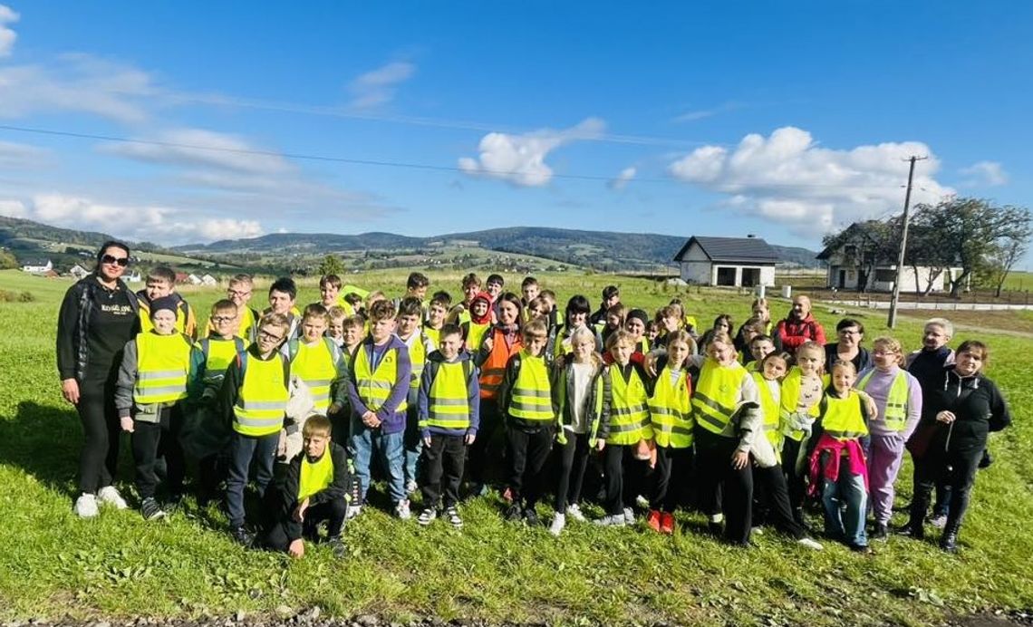 W ZSP nr 2 w Ropie zorganizowano Szkolny Rajd Odblaskowy